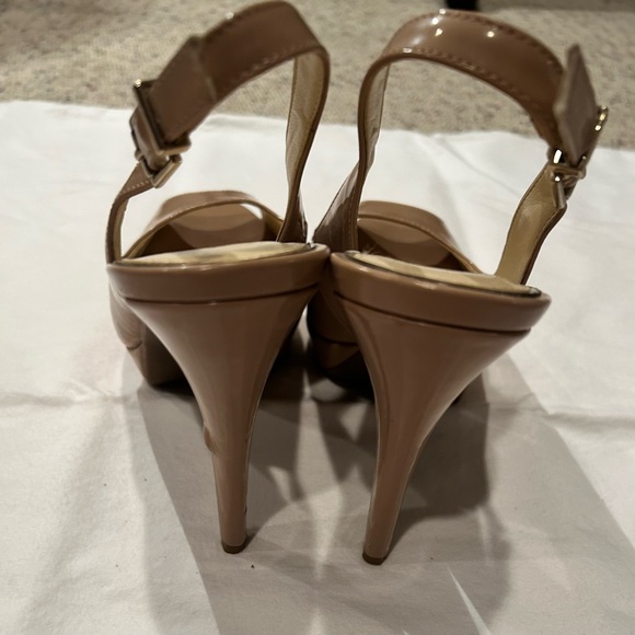 Jessica Simpson Nude Patent Kiren High Heels 7.5 - Picture 5 of 6